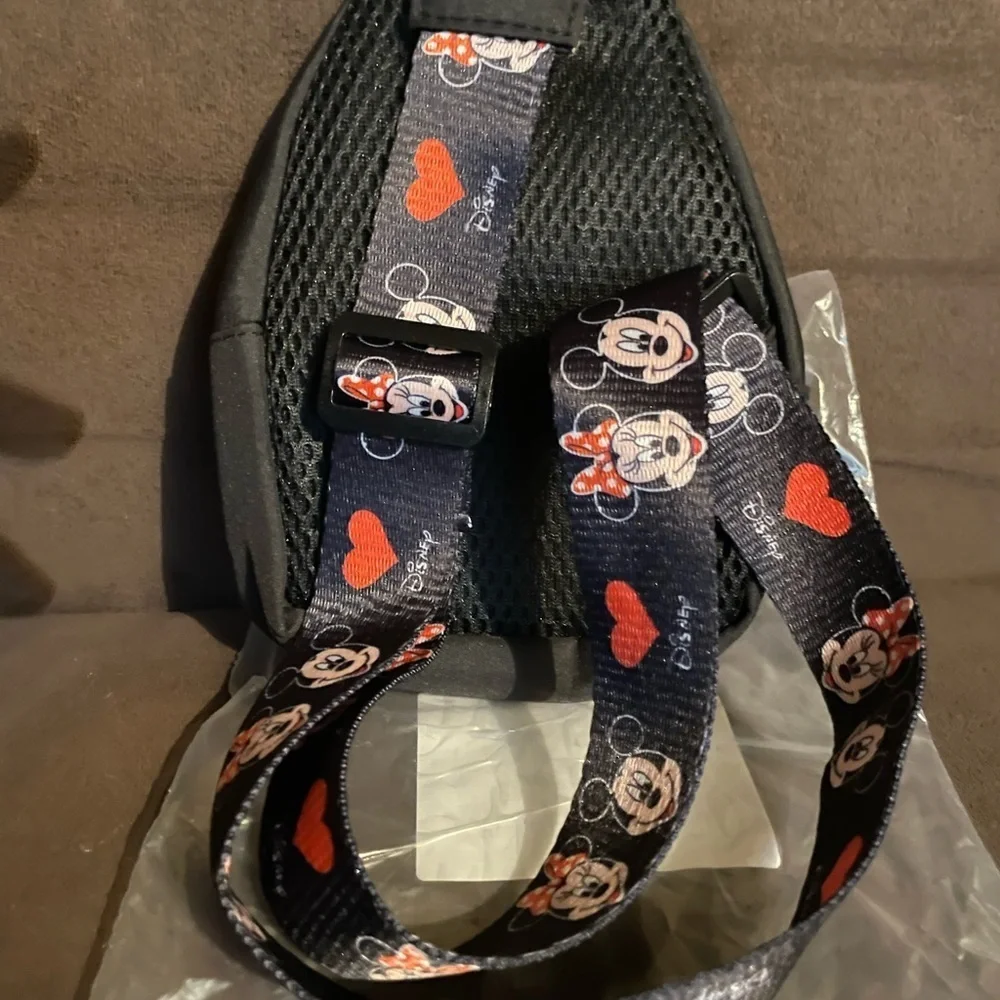 Disney Black and Red Minnie Mouse Kids Bag - Picture 6 of 8